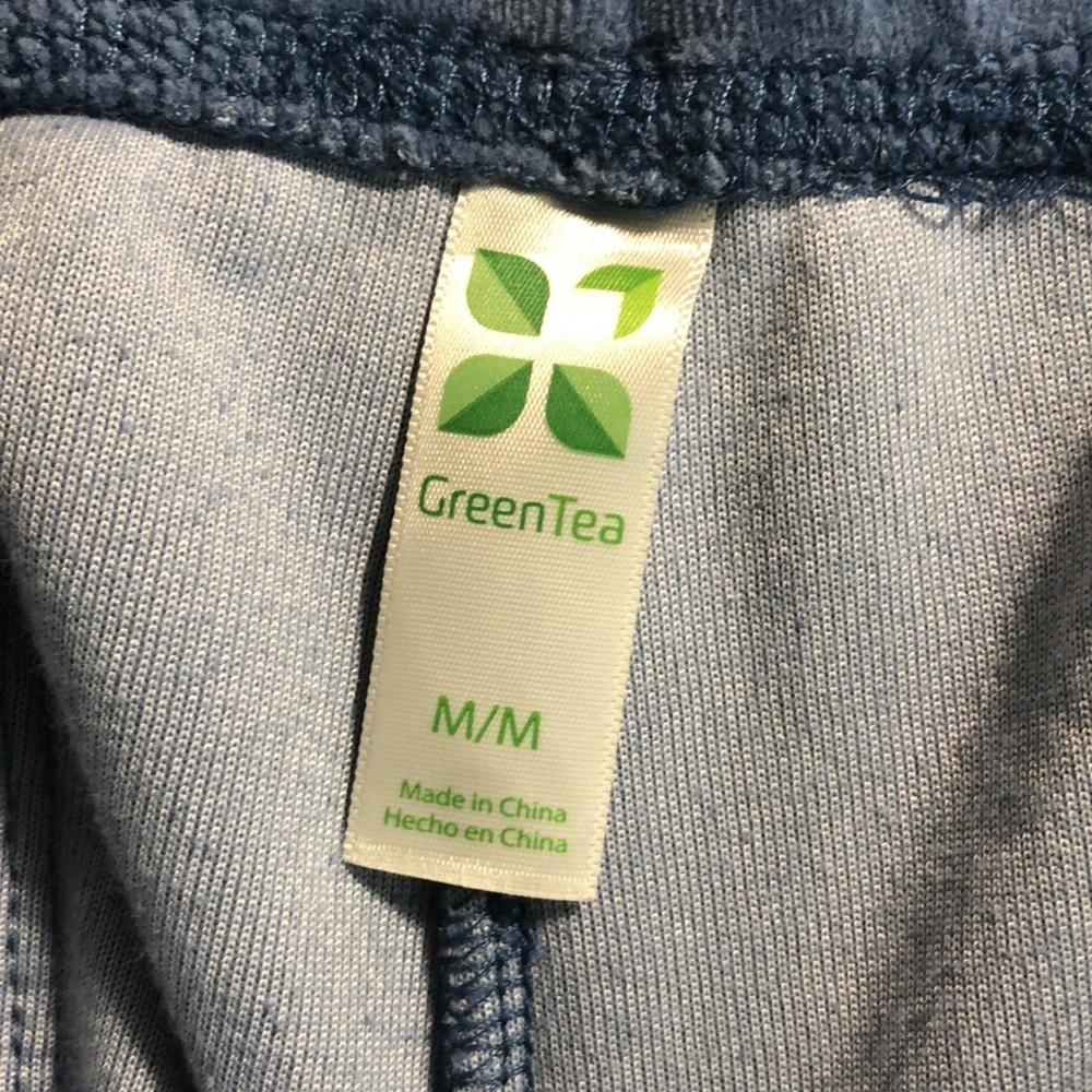 Green Tea shorts - Picture 2 of 8